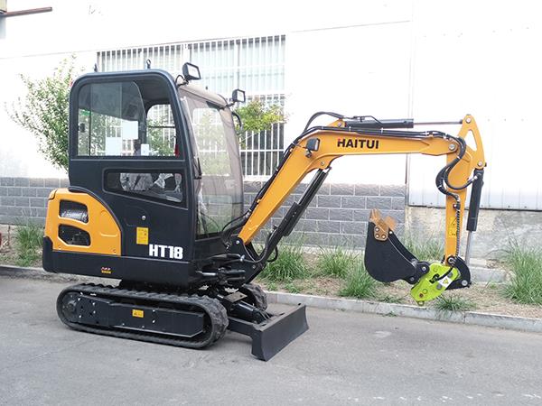 1.8 ton mini excavator HT18 (5)